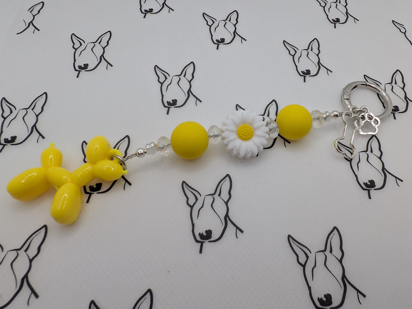Balloon Dog Keyring | Yellow Silicone Daisy Bead | Cute Dog Keychain Gift