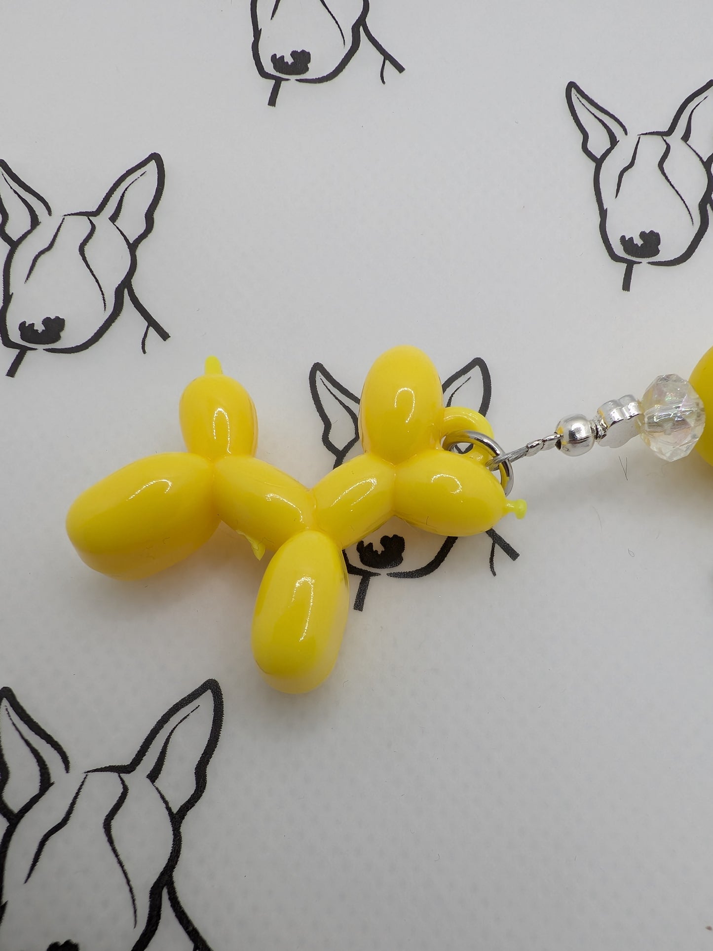 Balloon Dog Keyring | Yellow Silicone Daisy Bead | Cute Dog Keychain Gift
