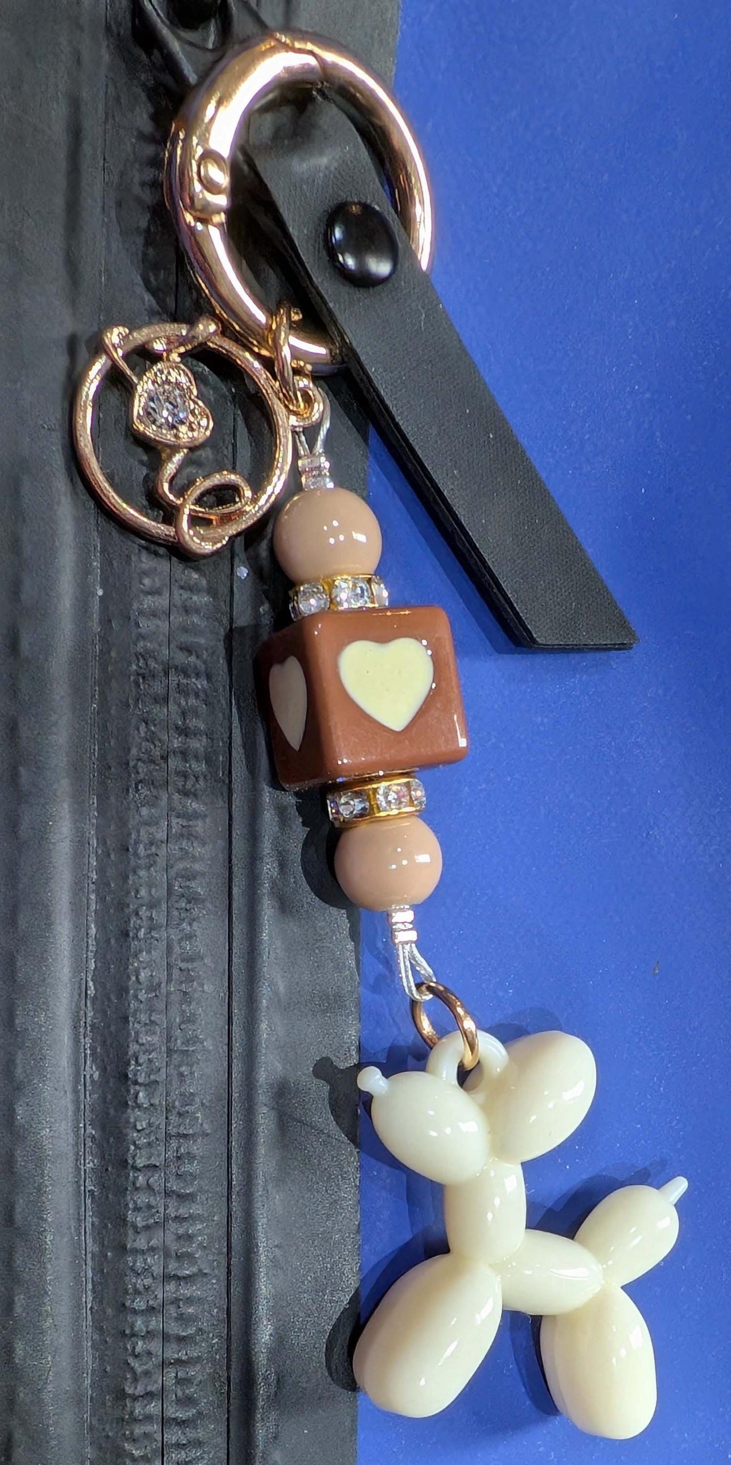 Handmade Beaded Dog Keyring / Bag Charm / Phone Charm — Brown Square Heart Bead — Cream Balloon Dog